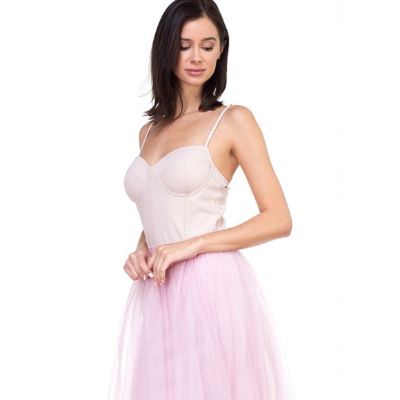 Nude Corset Style Textured Bodysuit - Picture 3 of 7